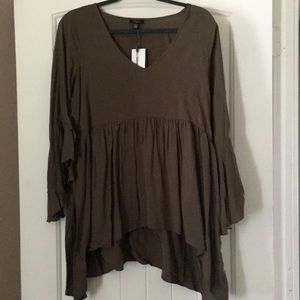 NWT highlow tunic olive green!
